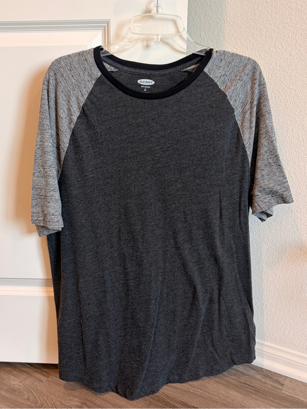 Old Navy soft washed gray tshirt